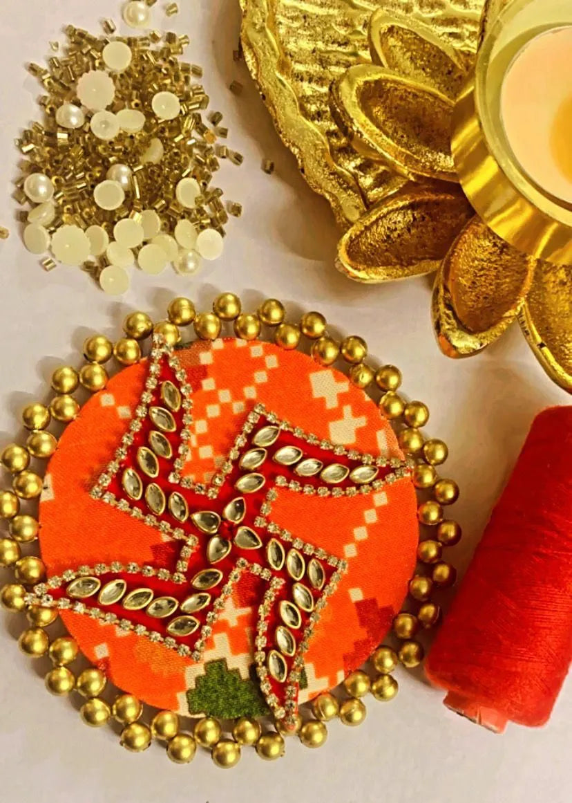 Kundan Patola Swastik