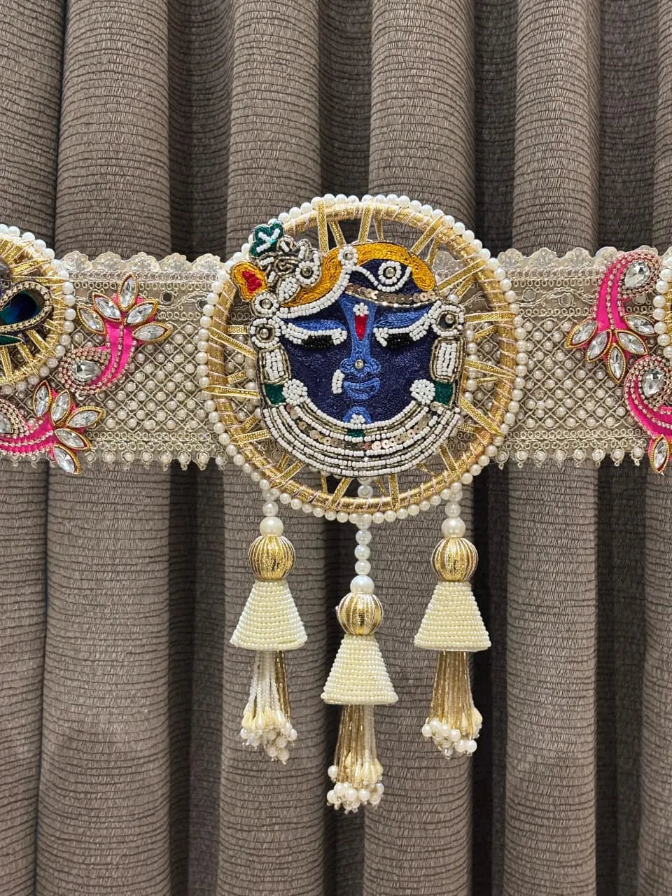 Blooming Regal Shreenathji Bandhanwar