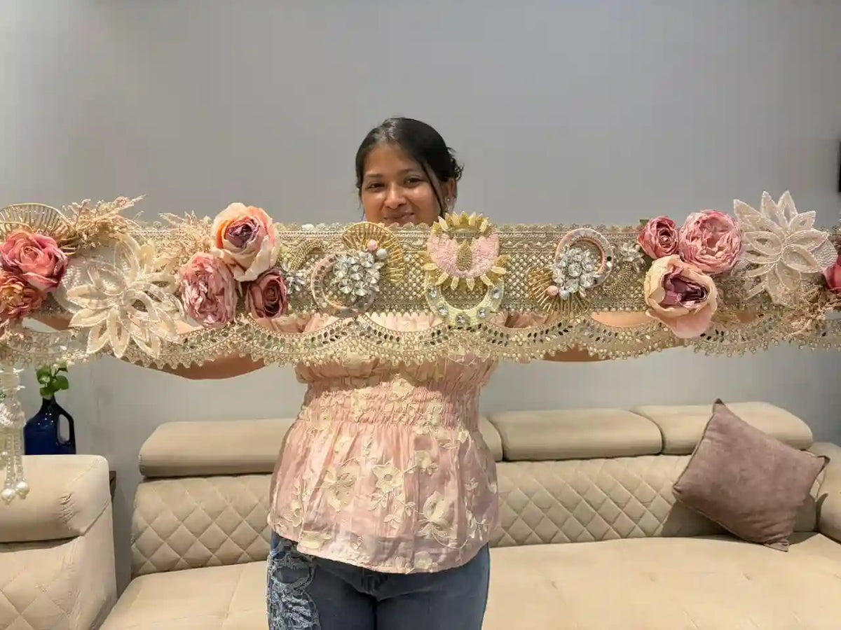 Lotus Grace Pink Floral Bandhanwar
