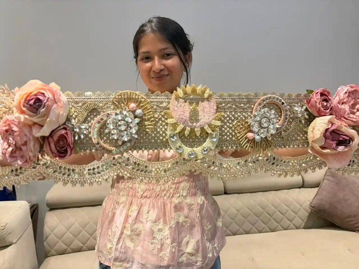 Lotus Grace Pink Floral Bandhanwar