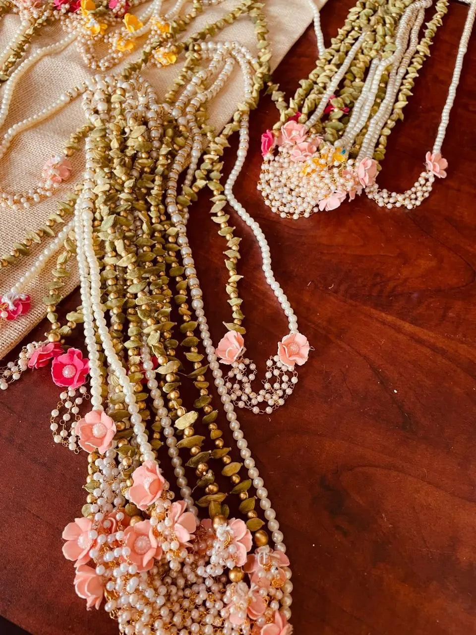 Floral pearl elaichi mala