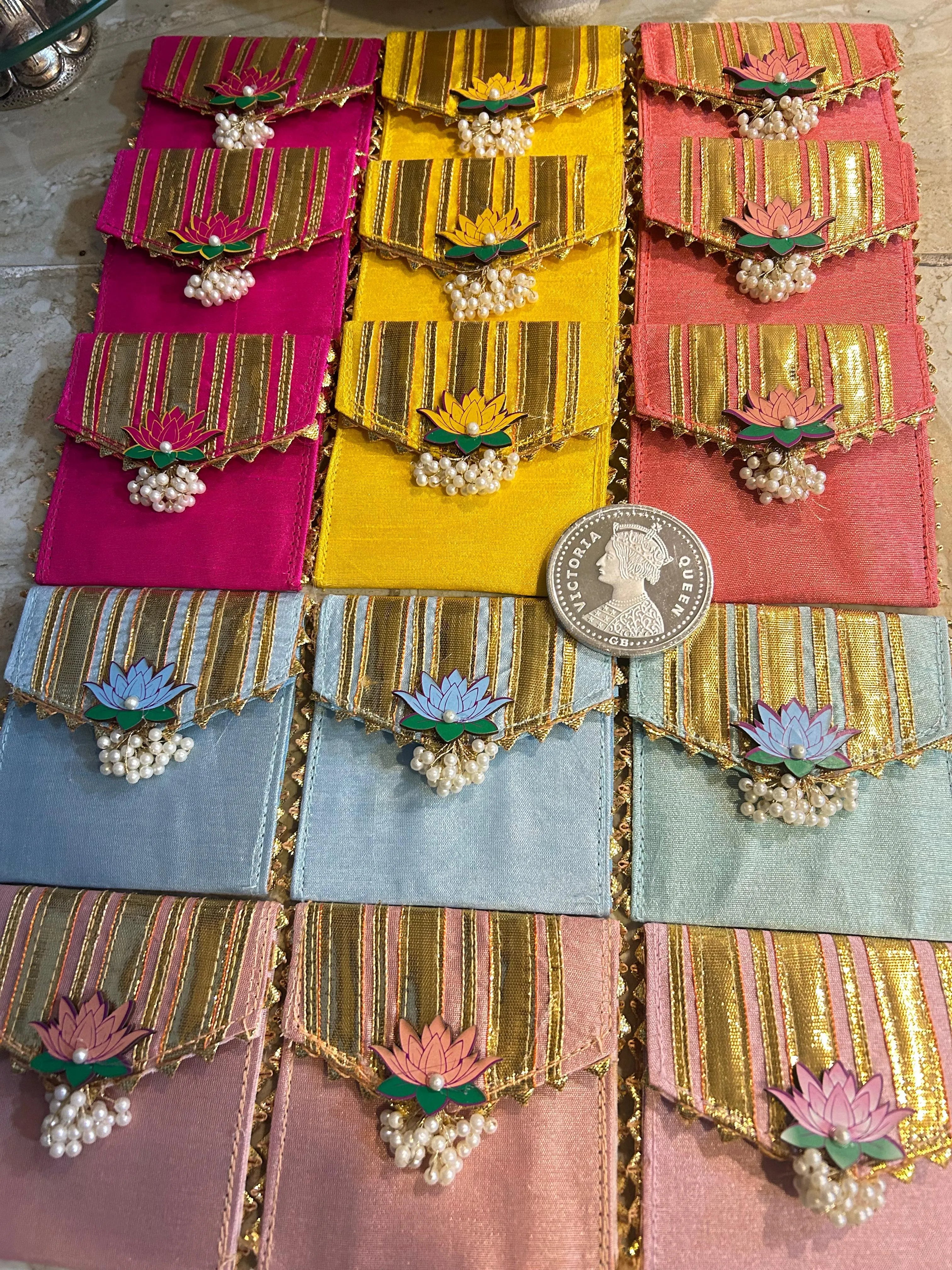 Lotus elegance coin pouch