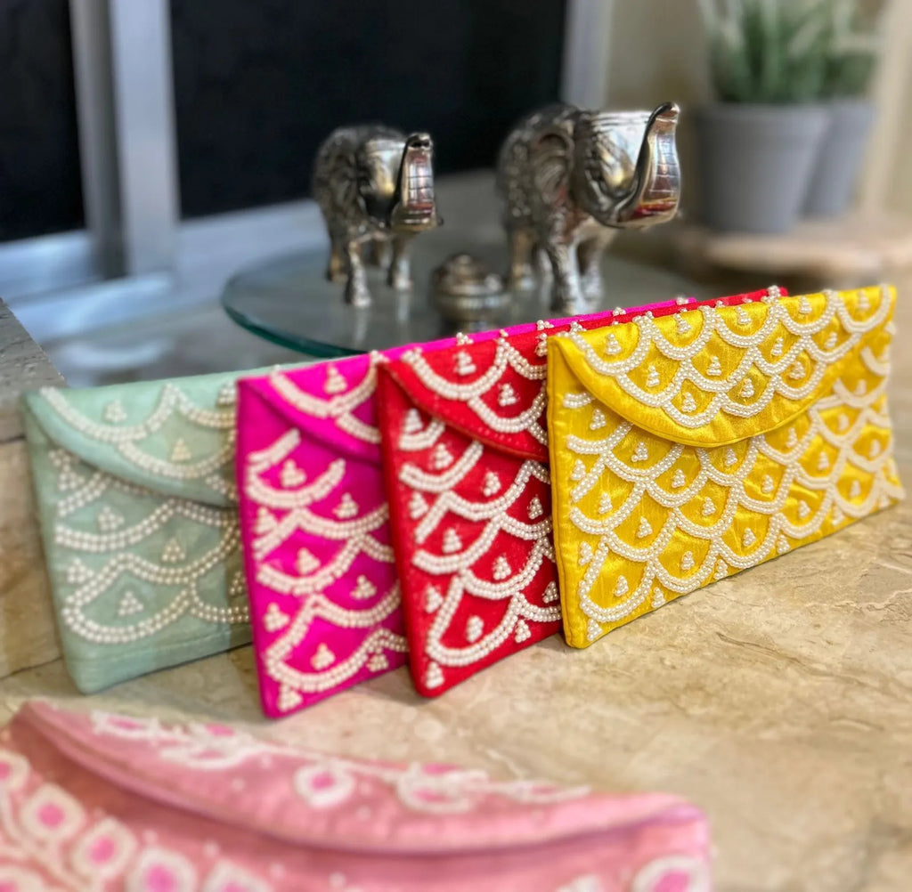 Intricate Pearl Envelopes