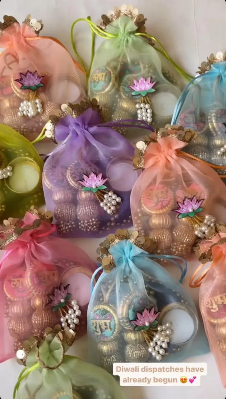 Traditional & exquisite combo