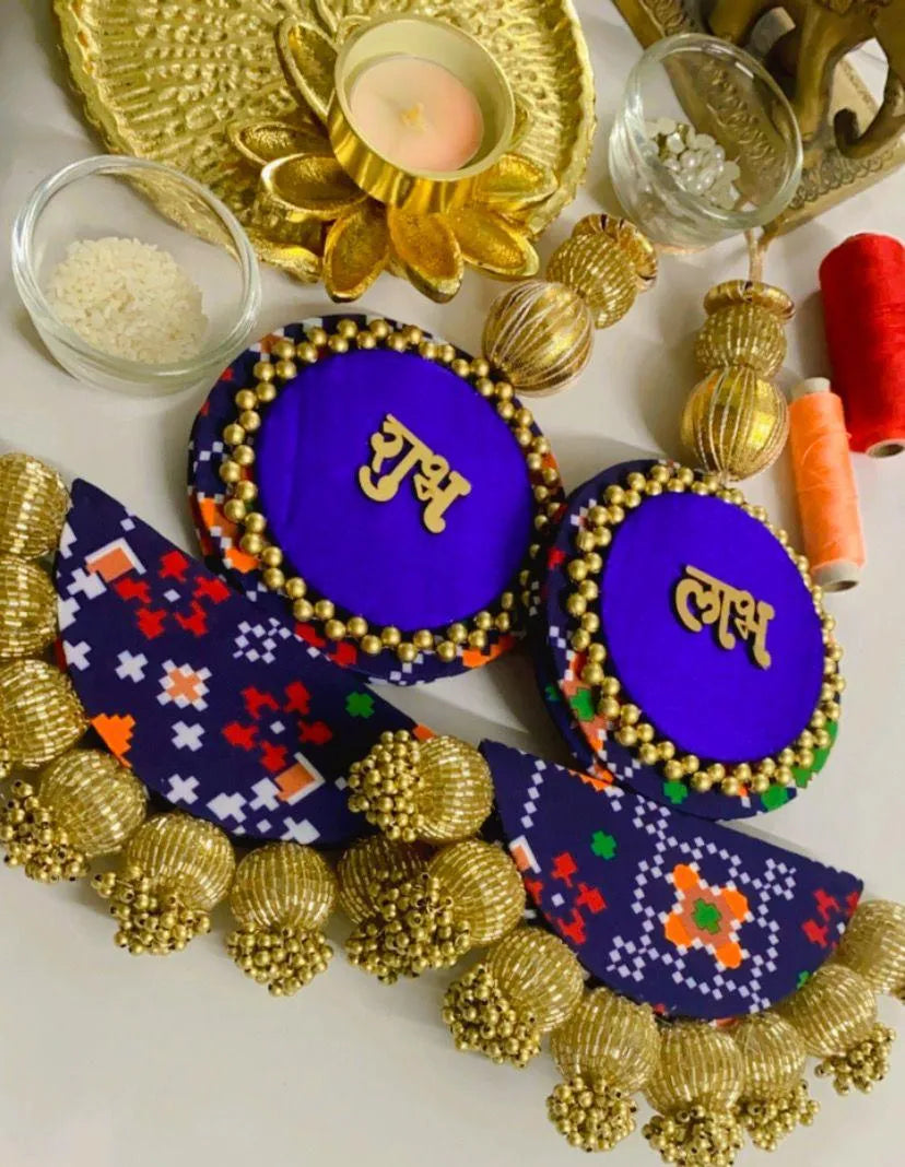 Handcrafted Chaand Shubh-labh Hanging Pair