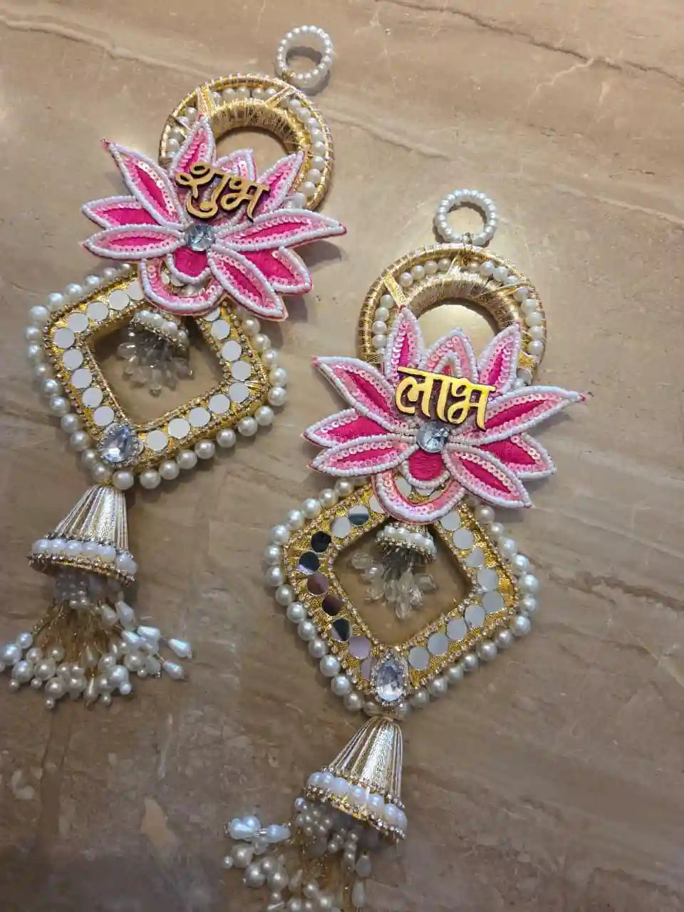 Lotus Royale Hanging pair