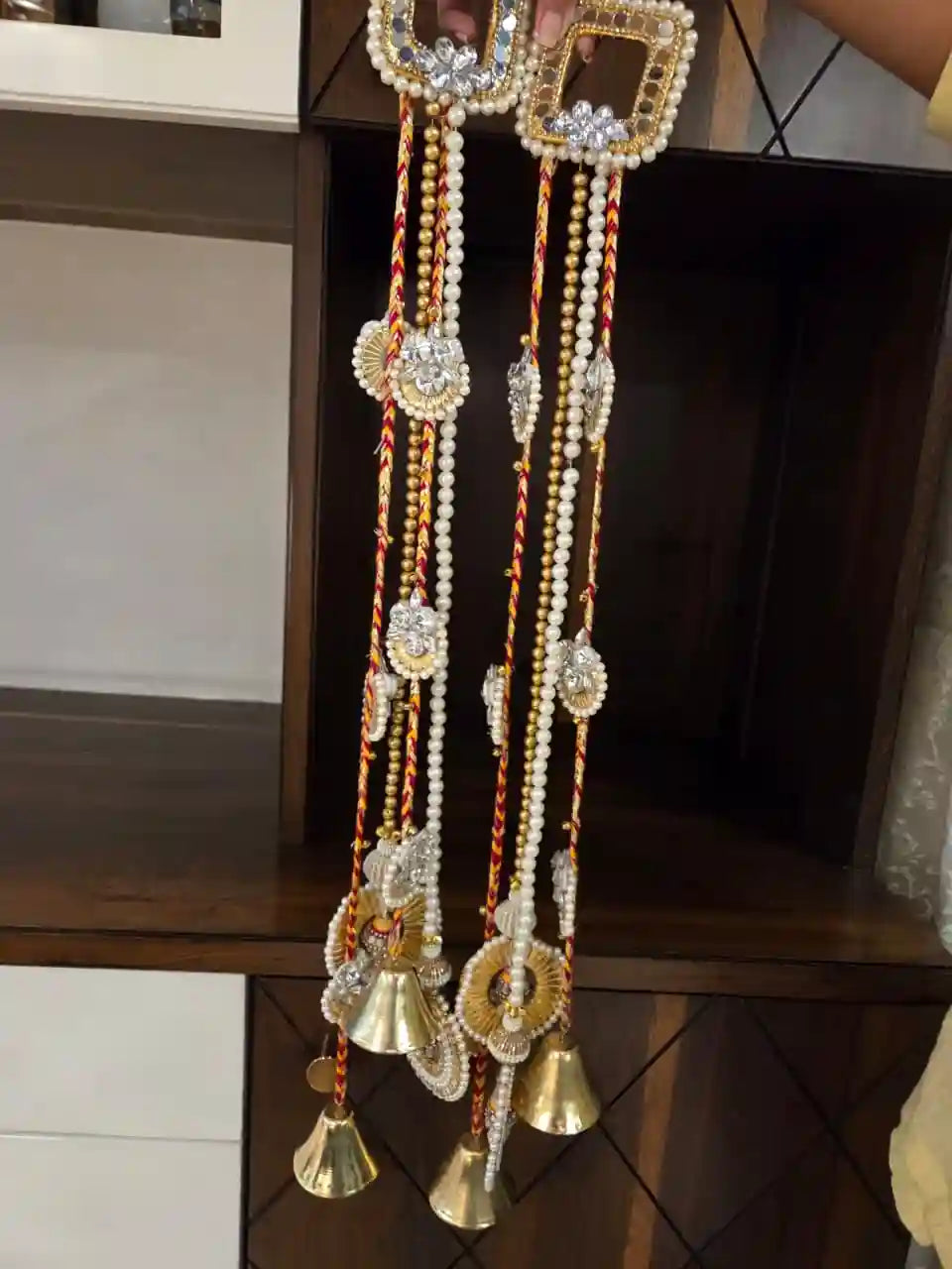 Mouli & Pearl Elegance Hanging Pair