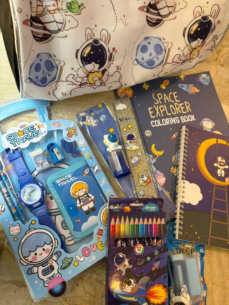 Magical Space Hamper