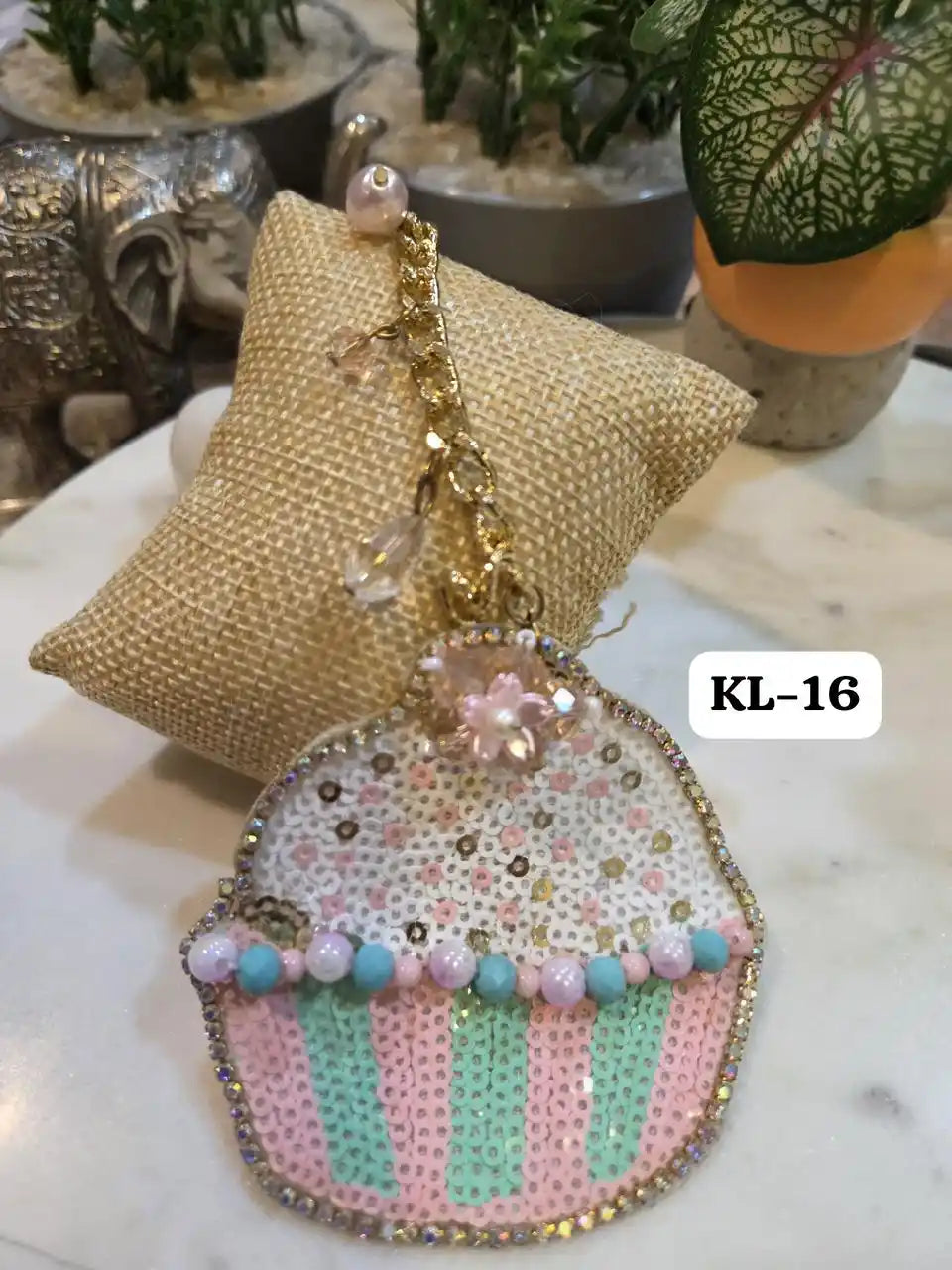 Delightful pearl-studded Cupcake Bracelet