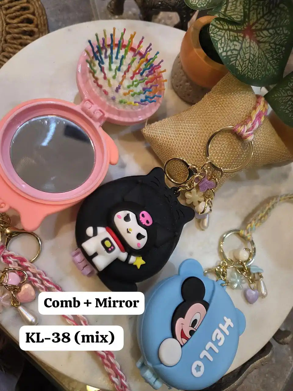 Adorable Mirror+Comb Keychain Lumba