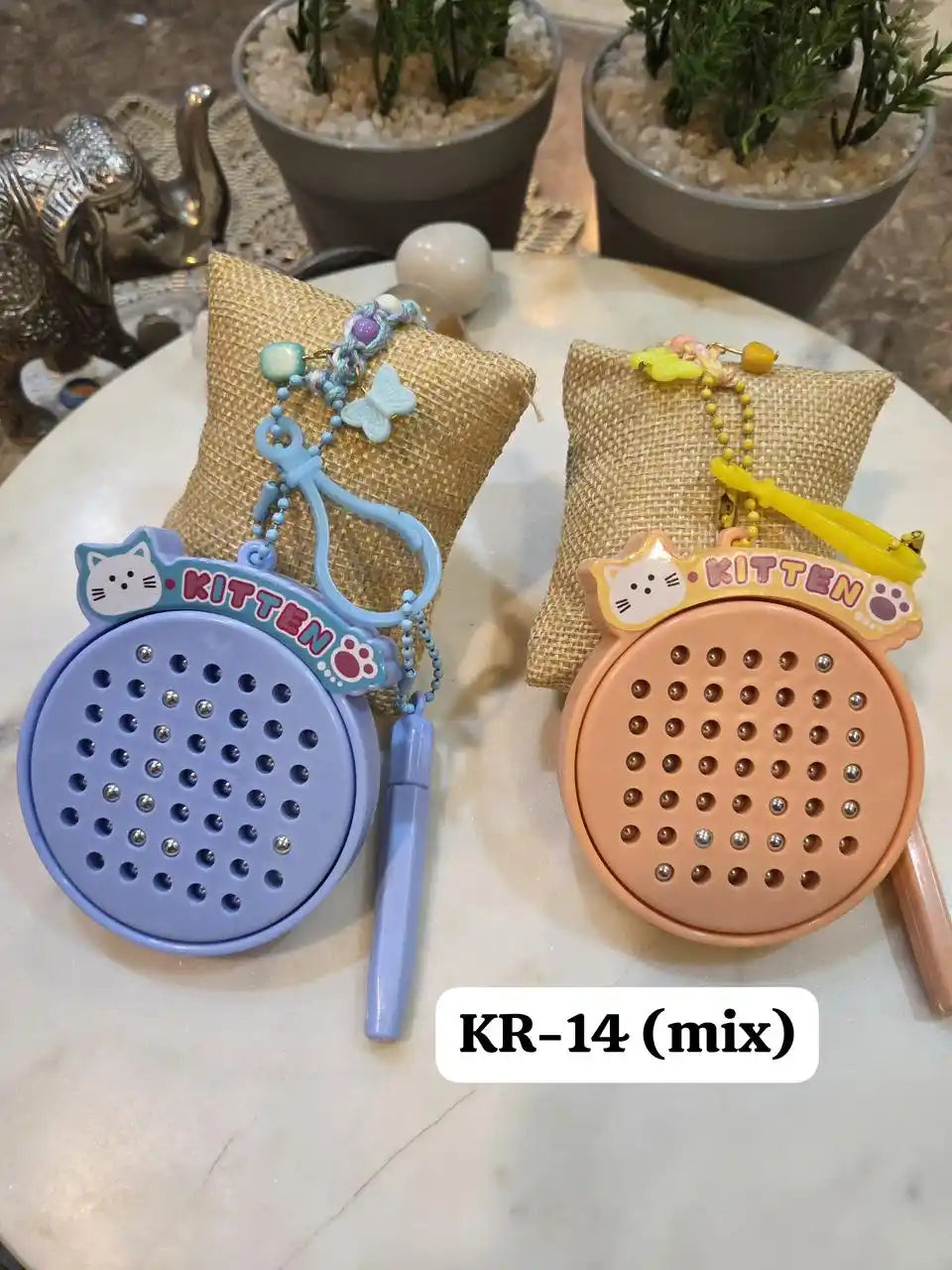 Playful Magnetic Pad Rakhi with Pen