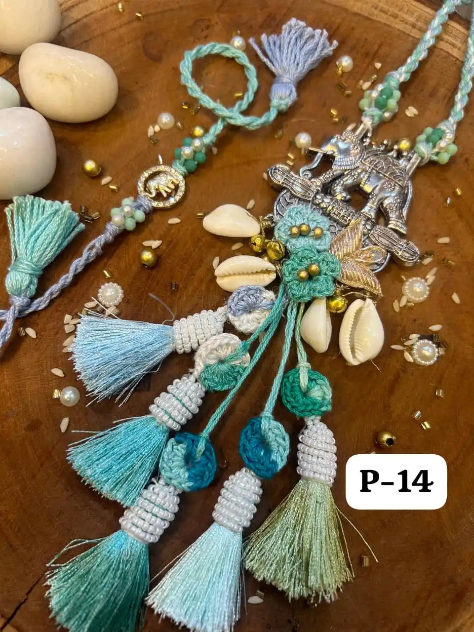 Royale & Timeless Crochet Antique Pair