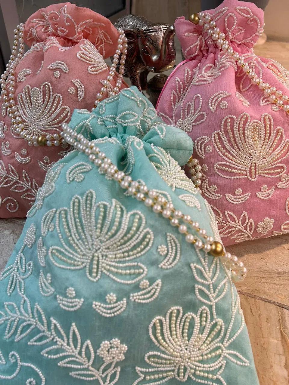 Pearl Elegance Potli