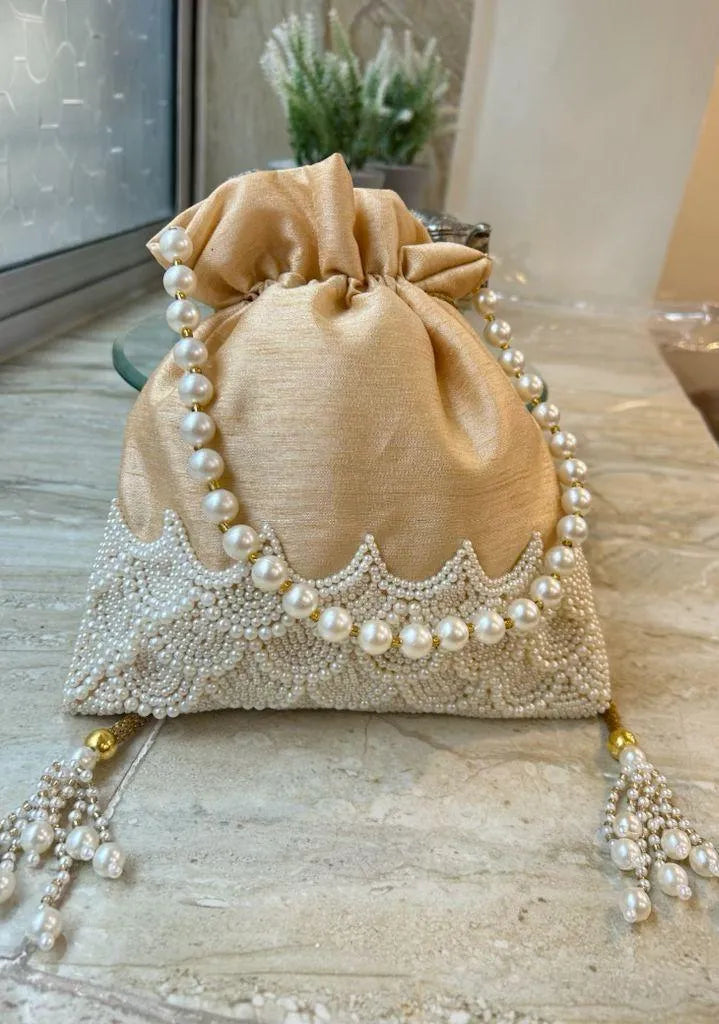 Luxe Intricate Pearl potli