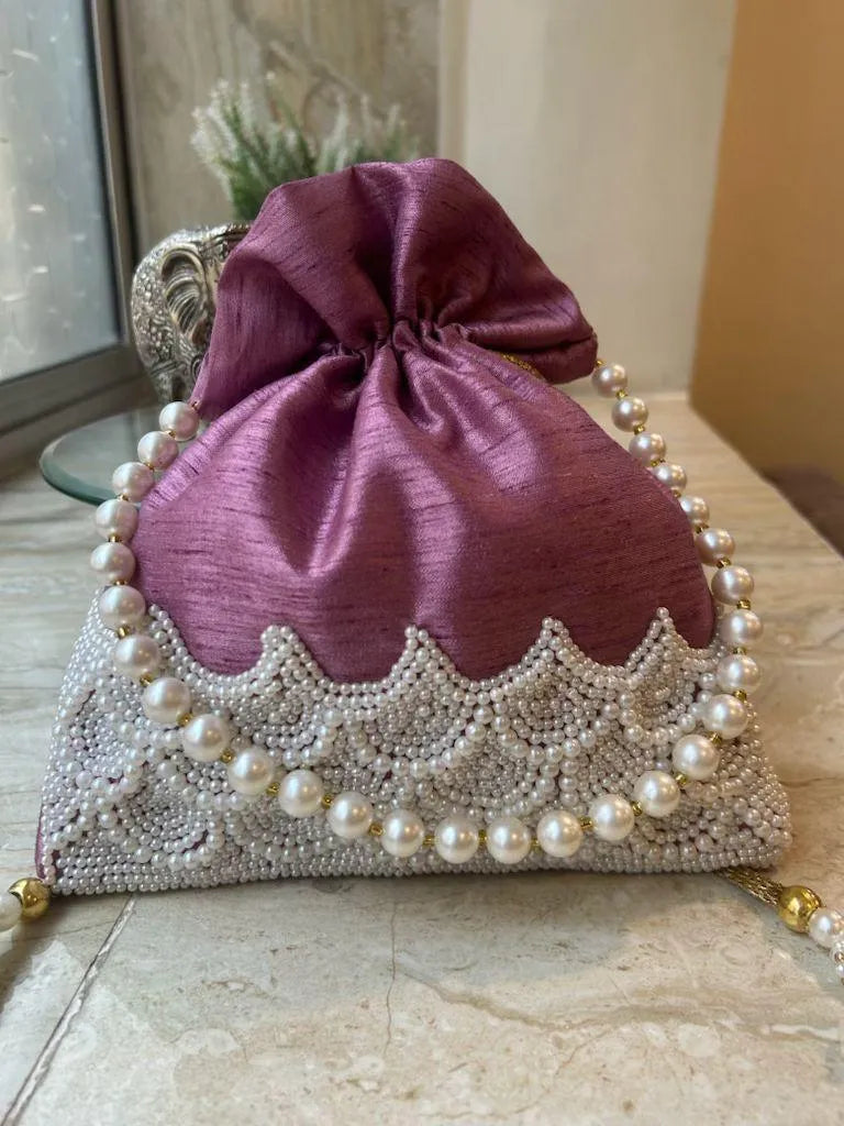 Luxe Intricate Pearl potli