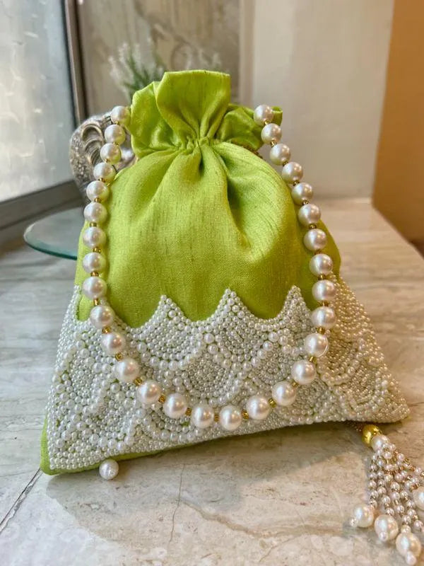 Luxe Intricate Pearl potli