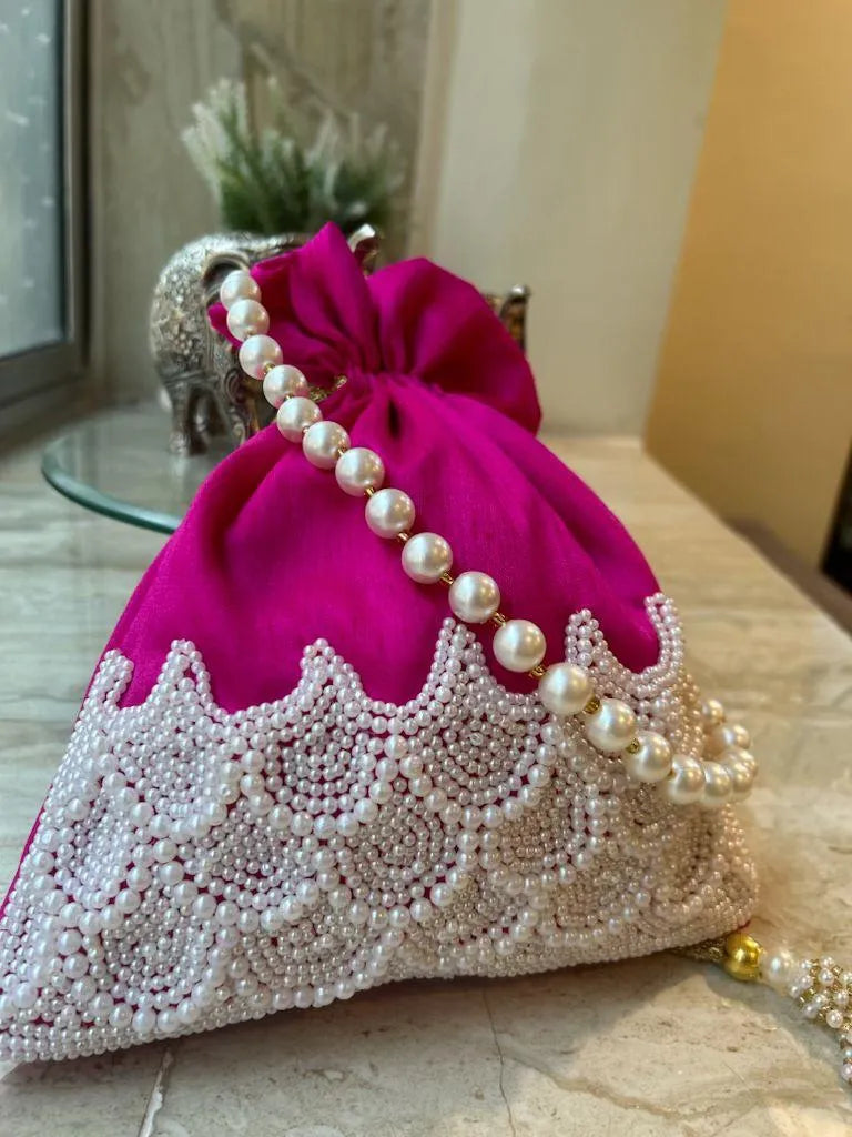 Luxe Intricate Pearl potli