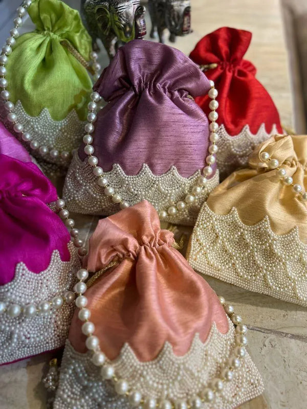 Luxe Intricate Pearl potli