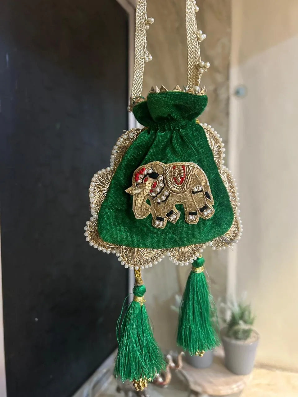 Regal elephant potli