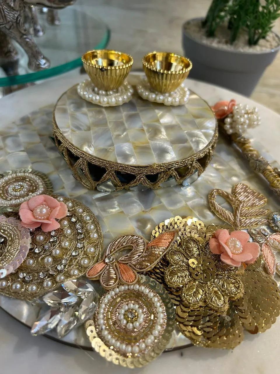 Pearl Glow Tilak Platter