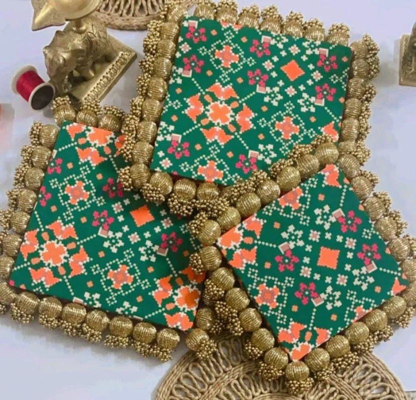 Versatile Reversible Square Placemat Set (Set of 3)