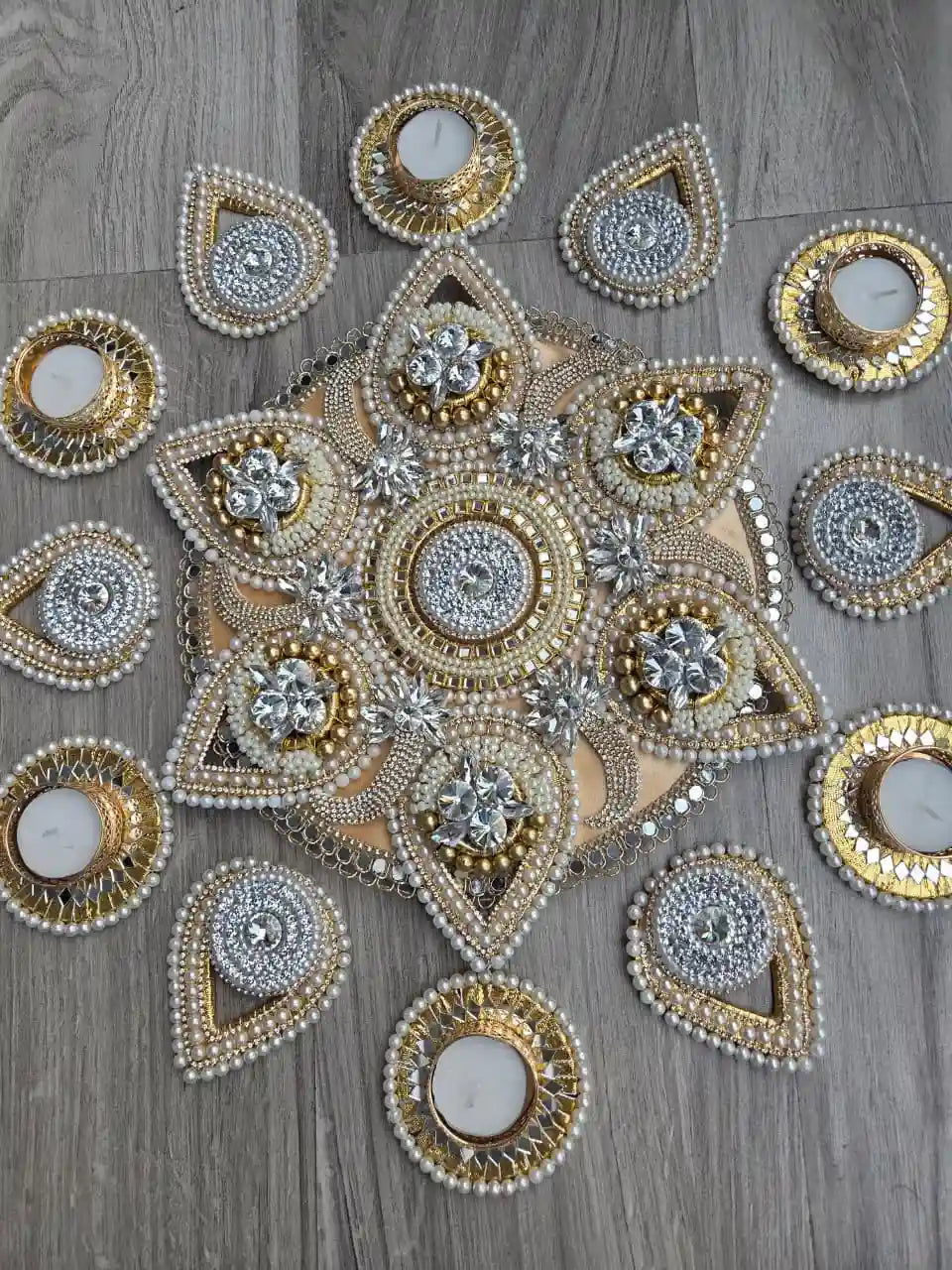 Kundan Pearl Grandeur Rangoli set