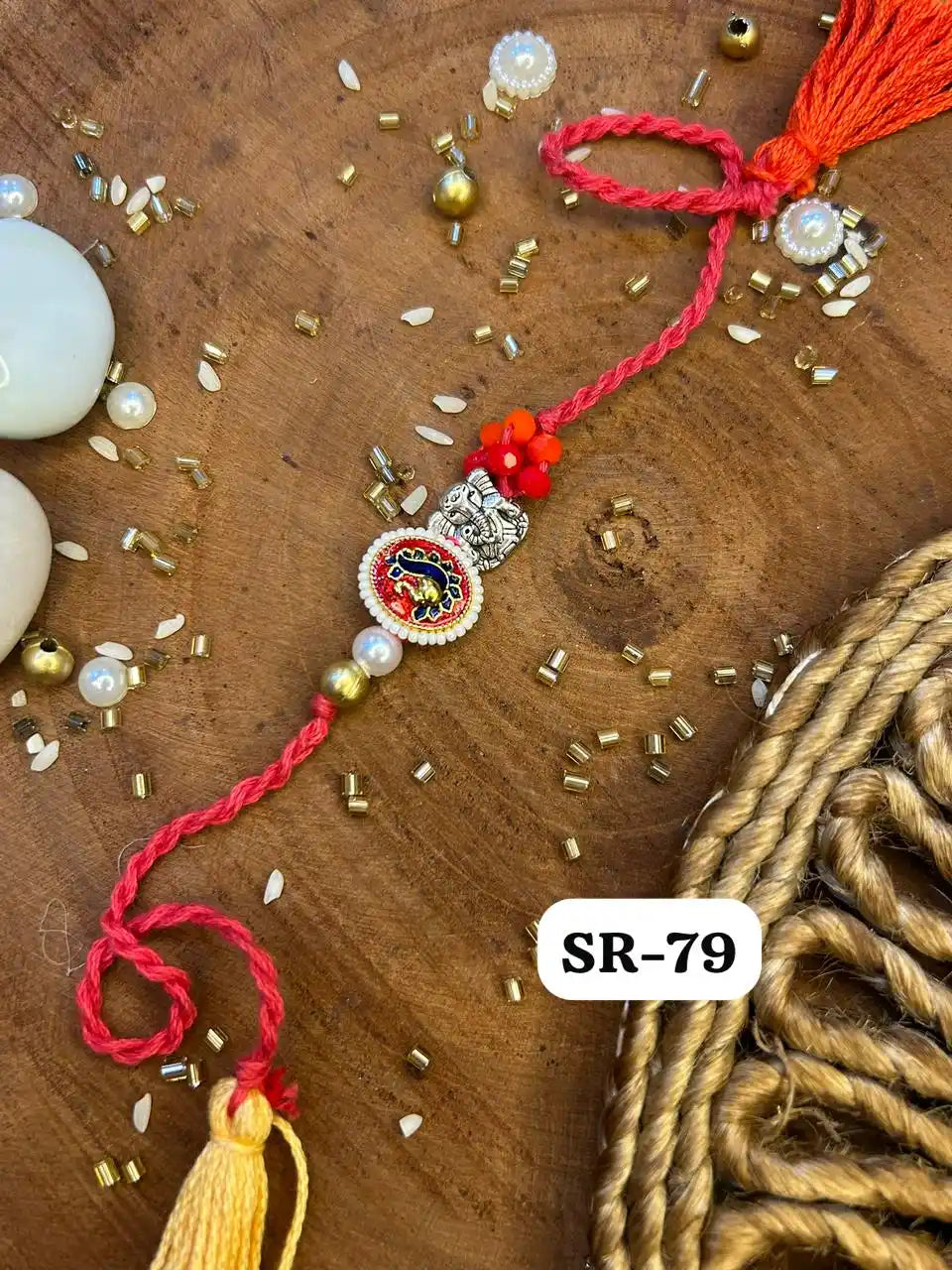 Antique Signature Kundan Rakhi