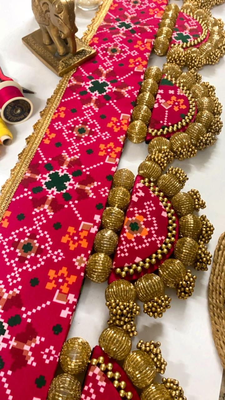 Blooming Regal Reversible Patola Bandhanwar