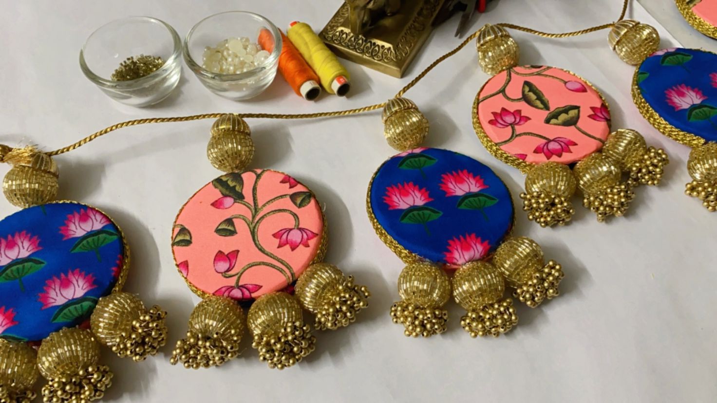 Reversible Resham Dori Patola & Pichwai Bandhanwar