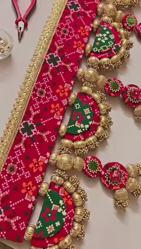 Timeless Patola Reversible Bandhanwar