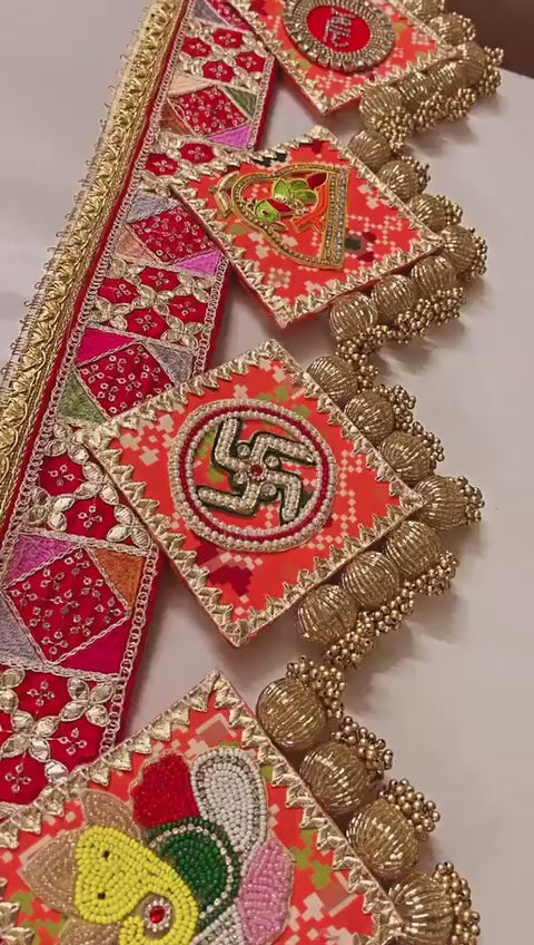 Red Embroidered Lace All-in-One Traditional Patola Bandhanwar