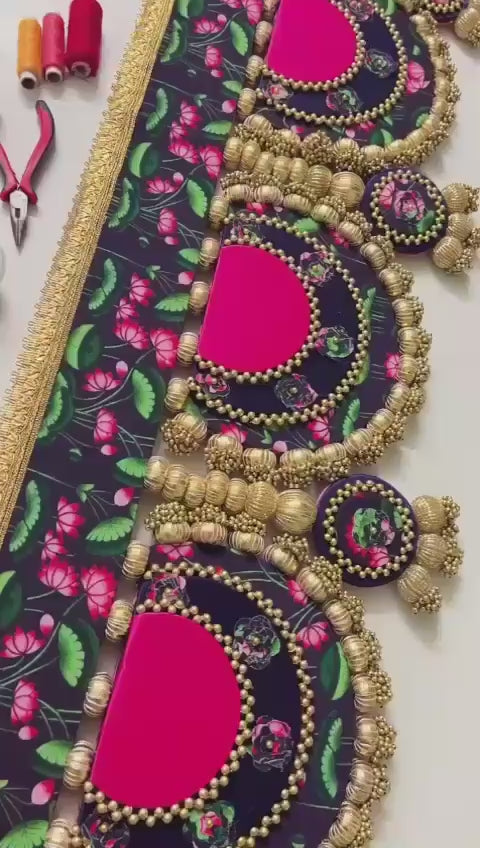 Statement & Regal Reversible Lotus Bandhanwar