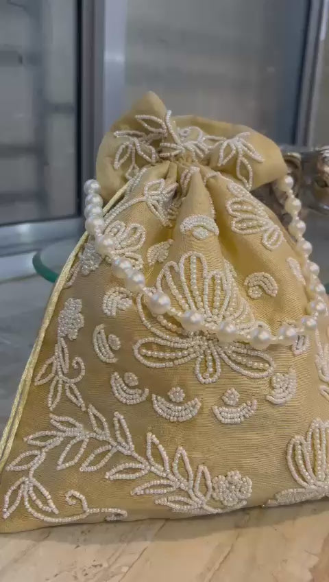 Pearl Elegance Potli