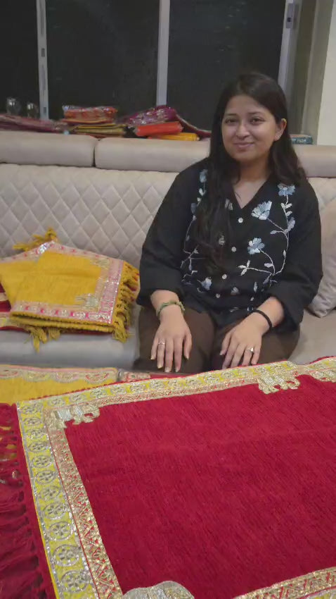 Royale Elephant Aasan (Yellow)