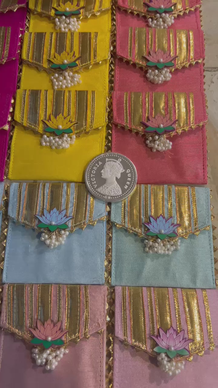 Lotus elegance coin pouch