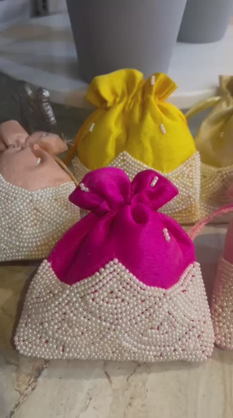 Signature Pearl Coin Bag