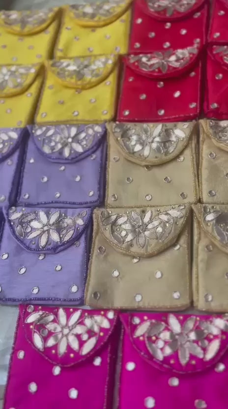 Royal gota coin pouch