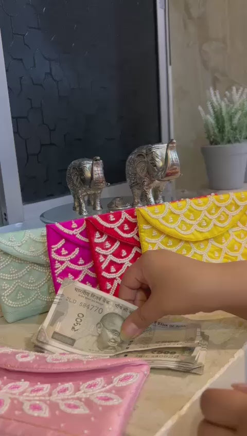 Intricate Pearl Envelopes