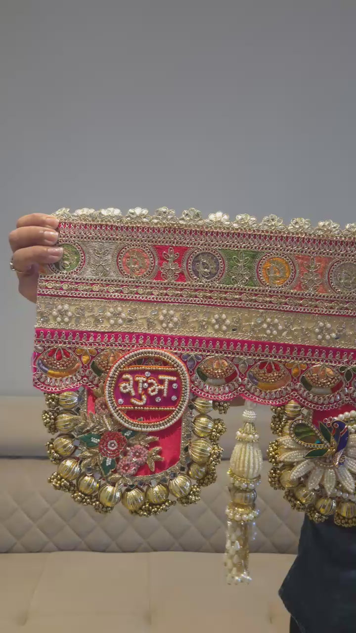 Mangal Aangan Shubh Labh Bandhanwar in Pink